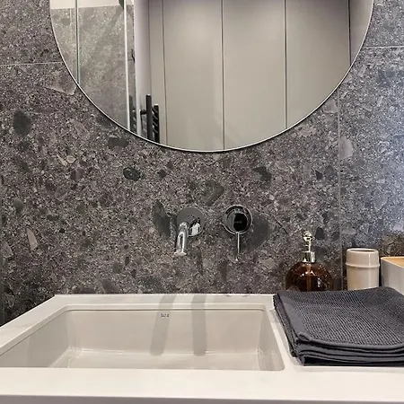 Luxe Apartment! City Center! Warsaw