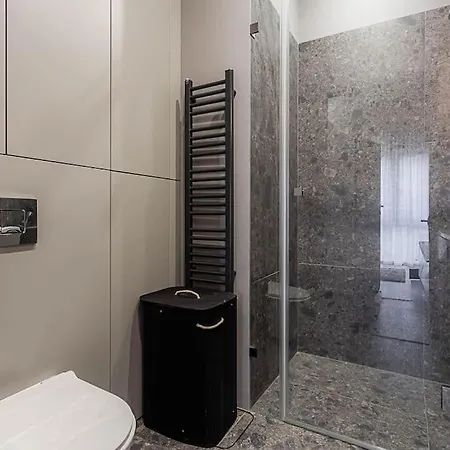 Apartment Luxe Apartment! City Center! *