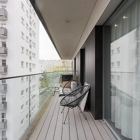 Luxe Apartment! City Center!